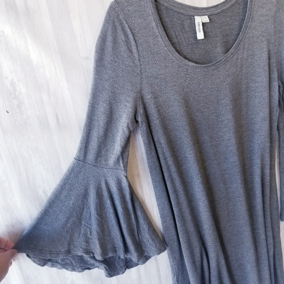 Kensie Sweater Boho Bell Sleeves Mini Dress Gray Size M - Picture 5 of 9